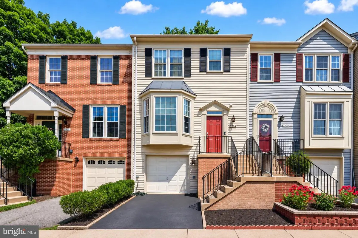 7710 Baird Ct, Lorton, VA 22079 - #1