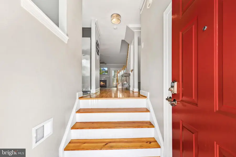 7710 Baird Ct, Lorton, VA 22079 - #2