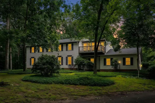 1132 Springvale Rd, GREAT FALLS, VA 22066