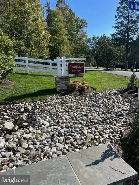 12006 Popes Head Rd, FAIRFAX, VA 22030