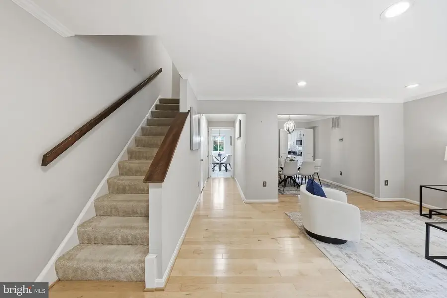 2836 Jermantown Rd #47, Oakton, VA 22124 - #3