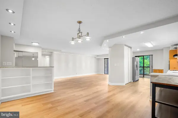5904 Mount Eagle Dr #601, ALEXANDRIA, VA 22303