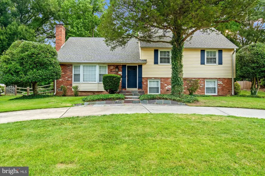 8403 W Boulevard Dr, Alexandria, VA 22308 - #3