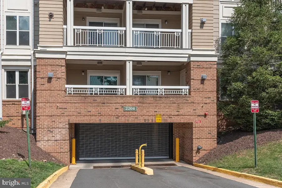 2204 Westcourt Ln #317, Herndon, VA 20170 - #2