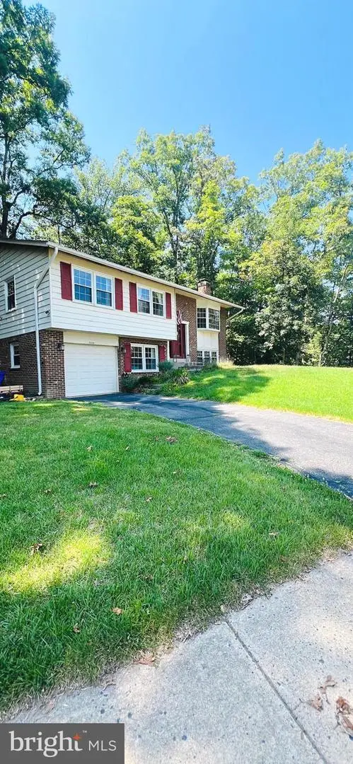 7208 Briarcliff Dr, Springfield, VA 22153 - #2