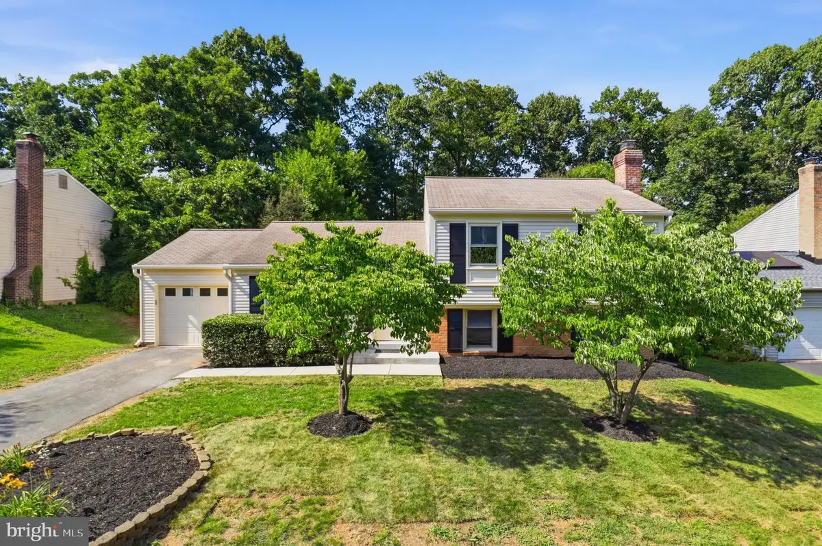 412 Cavendish St, Herndon, VA 20170 - #1