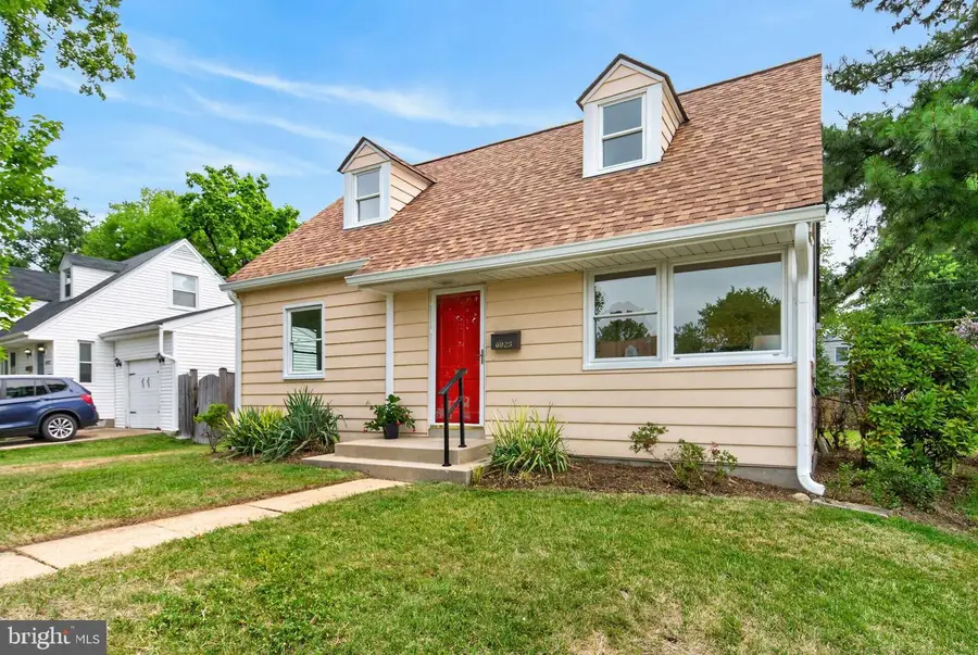 6925 Columbia Dr, Alexandria, VA 22307 - #2