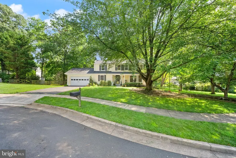 2655 Petersborough St, Herndon, VA 20171 - #2