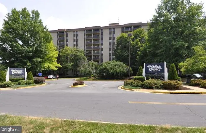 6001 Arlington Boulevard #816, Falls Church, VA 22044 - #2