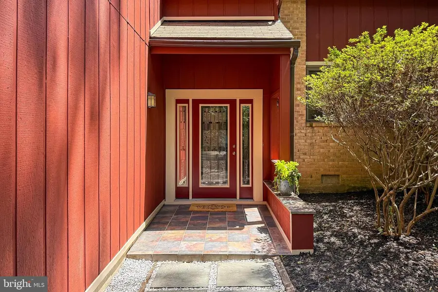 3219 Foxvale Dr, Oakton, VA 22124 - #3
