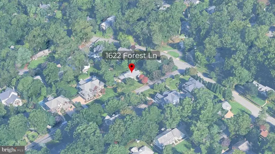 1622 Forest Ln, McLean, VA 22101 - #2