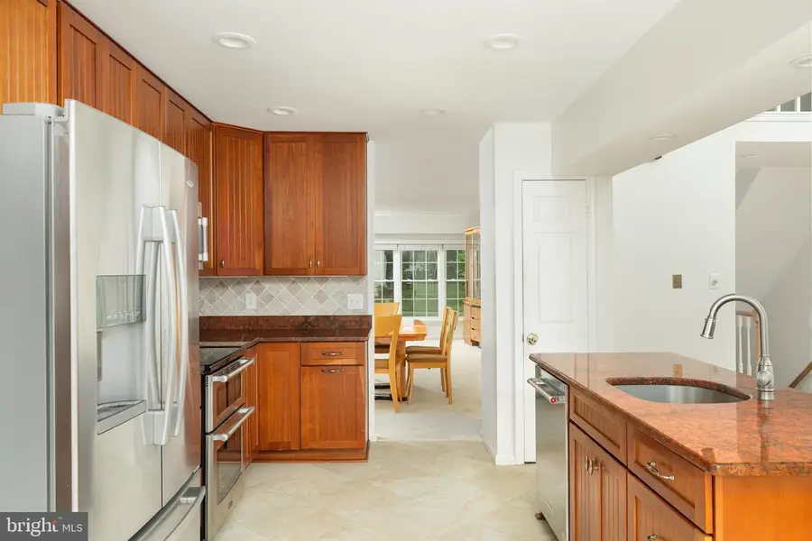 13486 Lake Shore Dr, Herndon, VA 20171 - #2