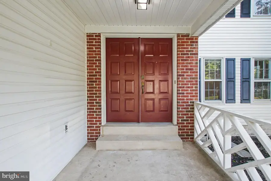 6570 Rockland Dr, Clifton, VA 20124 - #2
