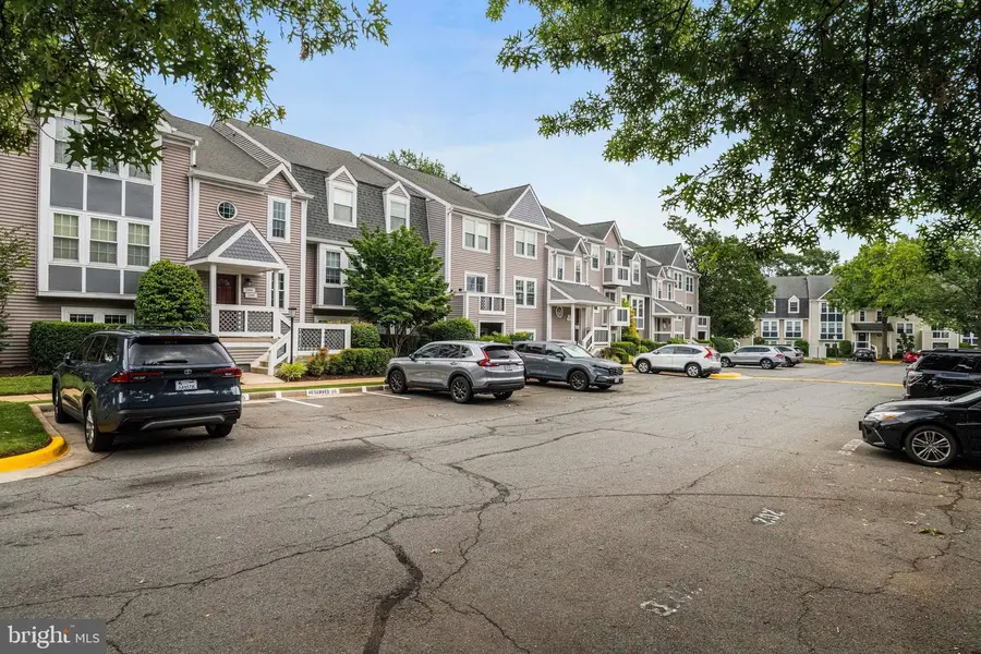 12888 Grays Pointe Rd #a, Fairfax, VA 22033 - #3