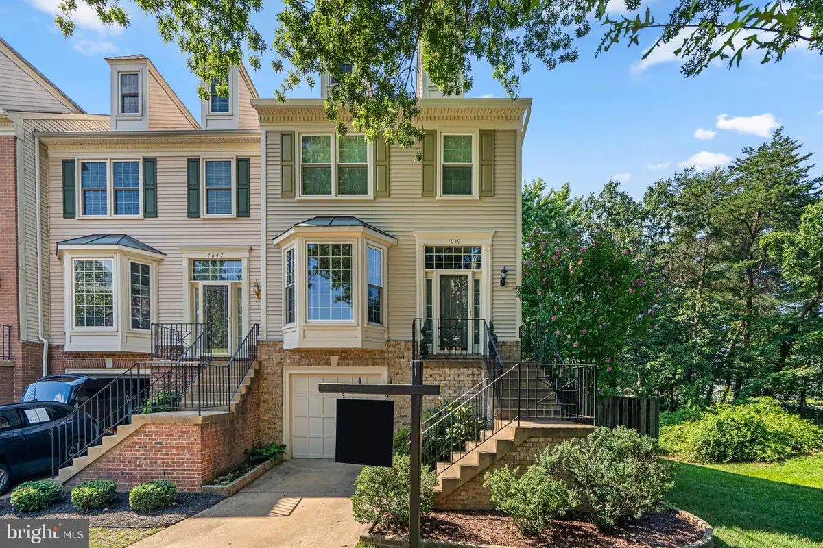 7049 Kings Manor Dr, Alexandria, VA 22315 - #1