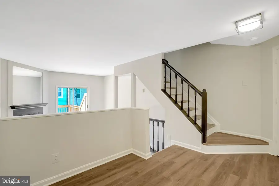 5804 Wescott Hills Way, Alexandria, VA 22315 - #3