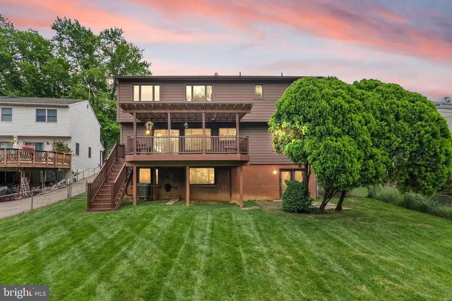 2244 Richelieu Dr, Vienna, VA 22182 - #2