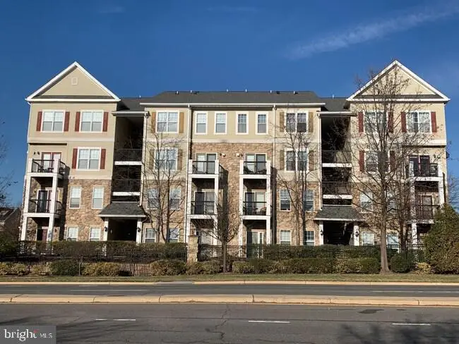 5123 Travis Edward Way #b, Centreville, VA 20120 - #3