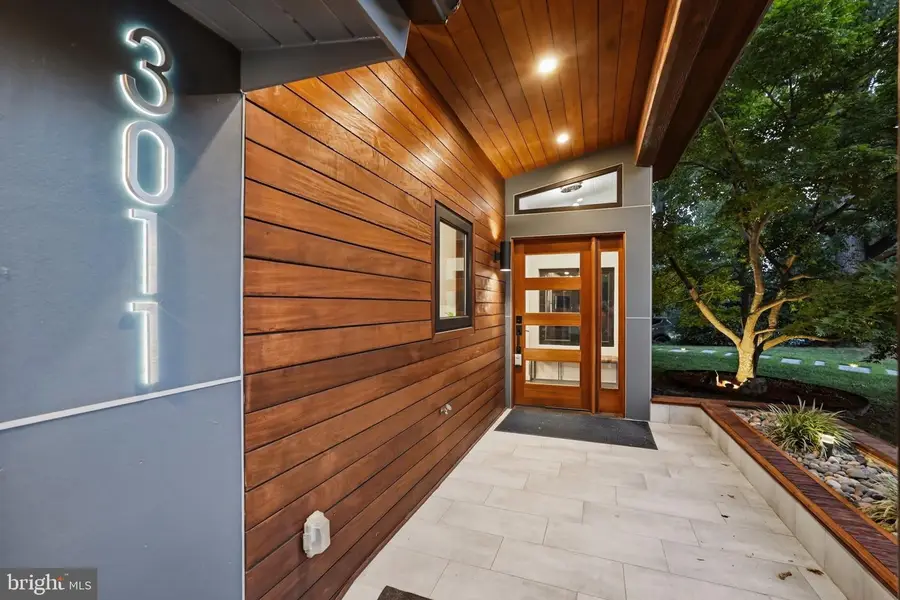 3011 Cedar Hill Rd, Falls Church, VA 22042 - #2
