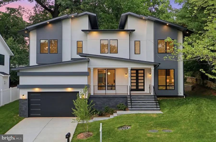 7306 Sportsman Dr, Falls Church, VA 22043 - #2