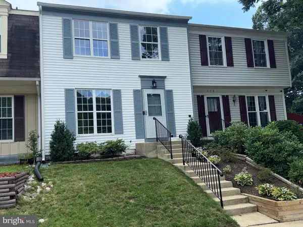 7679 Sheffield Village Ln, LORTON, VA 22079