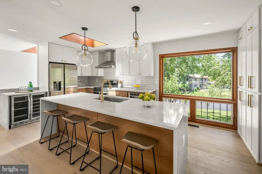 3201 Cunningham Dr, Alexandria, VA 22309 - #3
