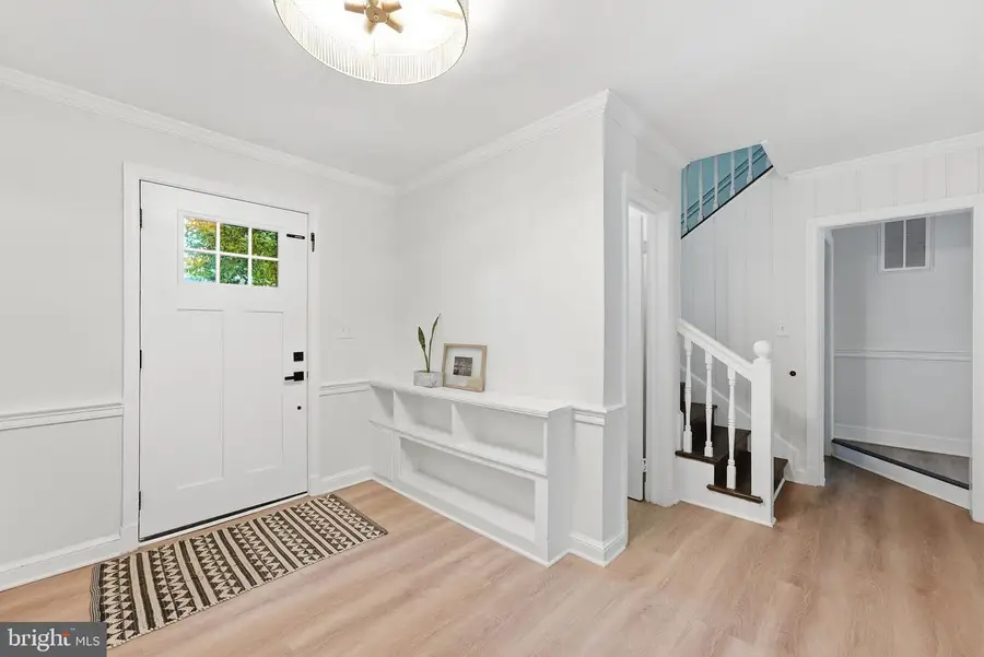 6001 Beech Tree Dr, Alexandria, VA 22310 - #2