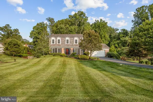 5250 Lewisham Rd, FAIRFAX, VA 22030