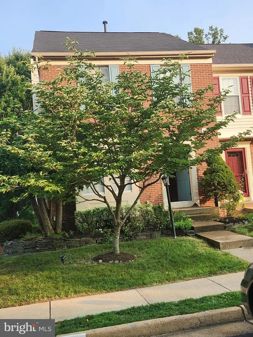 5227 Dunstable Ln, Alexandria, VA 22315 - #2