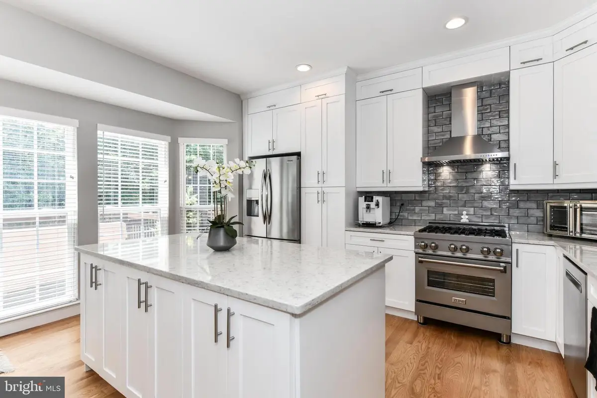 3795 Shannons Way, Alexandria, VA 22309 - #1
