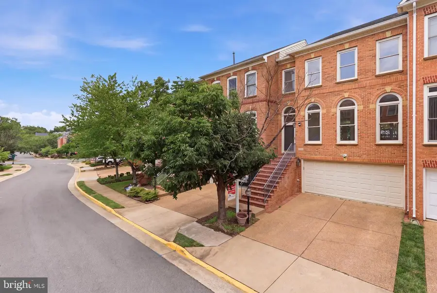 1813 Brentridge St, Vienna, VA 22182 - #3