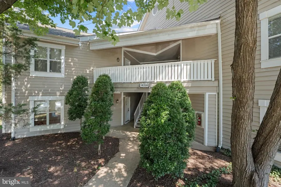 14324 Climbing Rose Way #201, Centreville, VA 20121 - #2