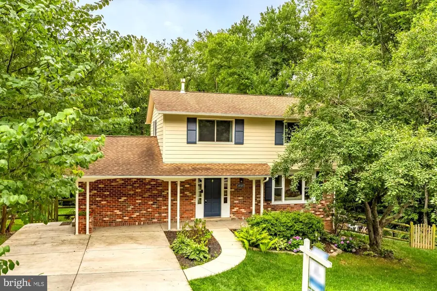 10103 Dundalk St, Fairfax, VA 22032 - #2
