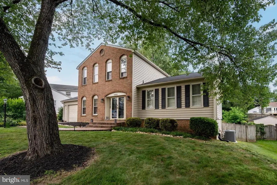 8003 Rockwood Ct, Springfield, VA 22153 - #2