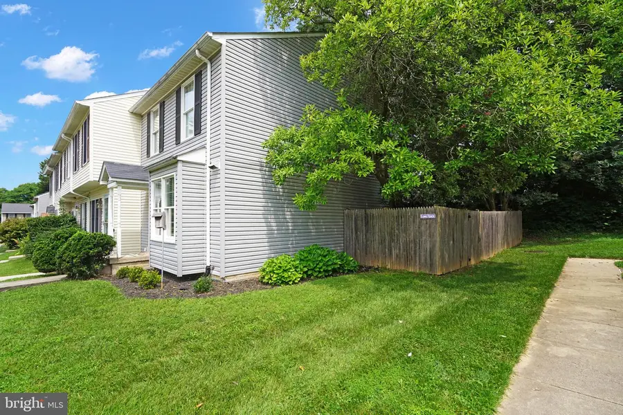 7576 Wood Mist Ln, Falls Church, VA 22043 - #2