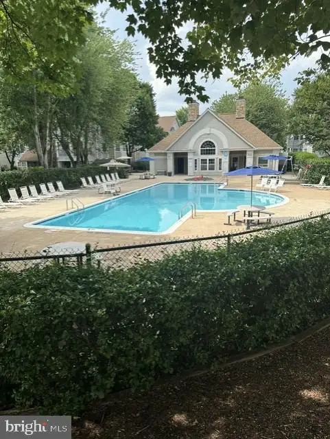 5612 Willoughby Newton Dr #35, Centreville, VA 20120 - #2