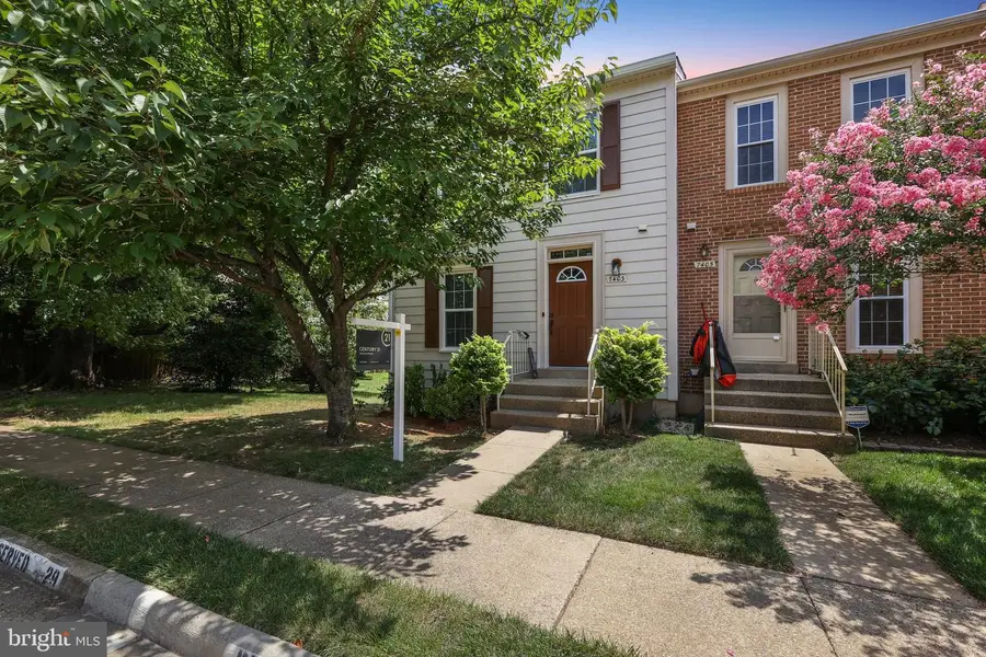7403 Houndsbury Ct, Alexandria, VA 22315 - #2