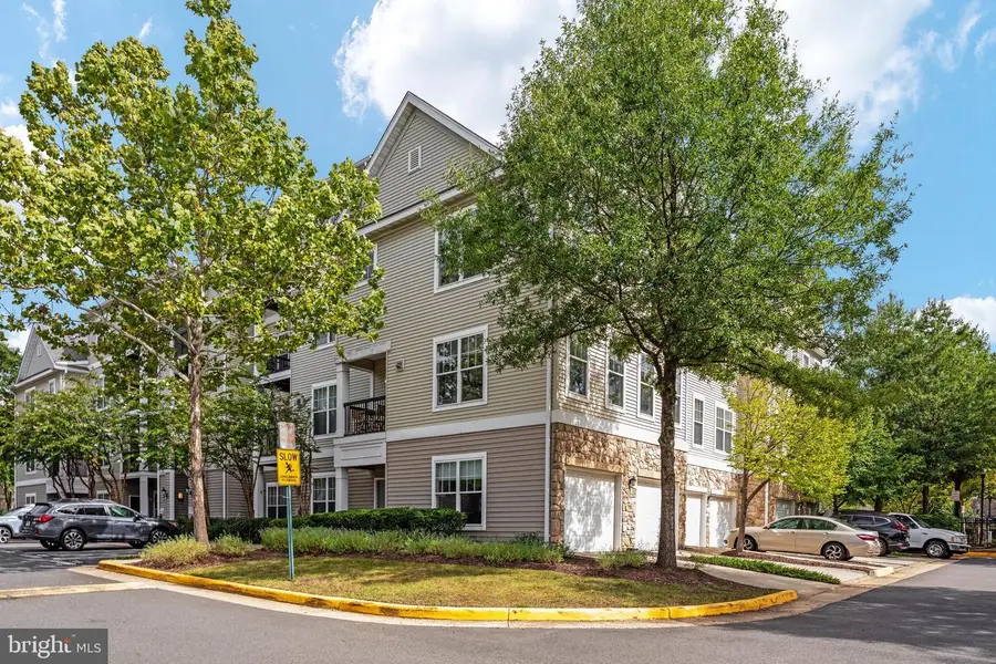 13379 Connor Dr #t, Centreville, VA 20120 - #3