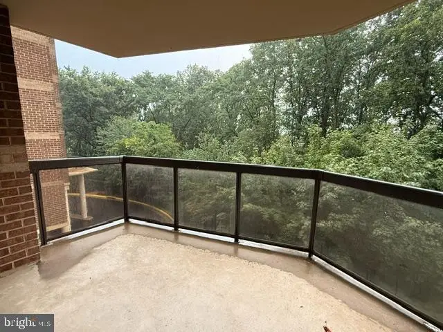 8370 Greensboro Dr #218, McLean, VA 22102 - #2
