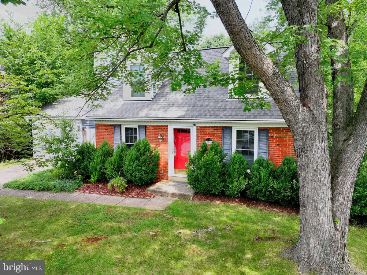 12806 Fantasia Dr, Herndon, VA 20170 - #1