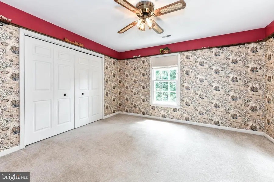 9109 Northedge Dr, Springfield, VA 22153 - #2