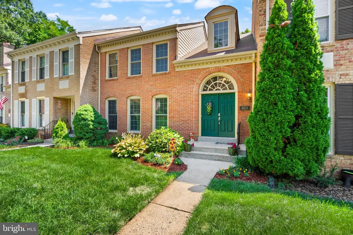 4619 Luxberry Dr, Fairfax, VA 22032 - #1