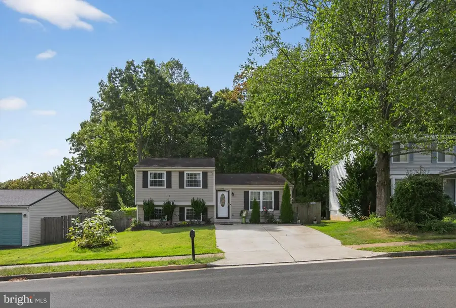 8460 Rippled Creek Ct, Springfield, VA 22153 - #2