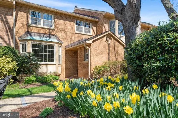 7308 Aynsley Ln, MCLEAN, VA 22102