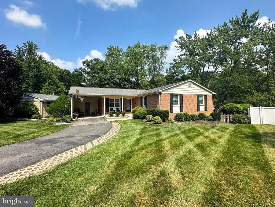 7409 Reservation Dr, Springfield, VA 22153 - #2