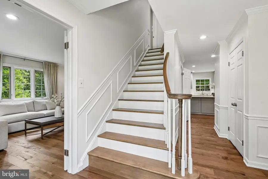 2903 Taj Dr, Oakton, VA 22124 - #3