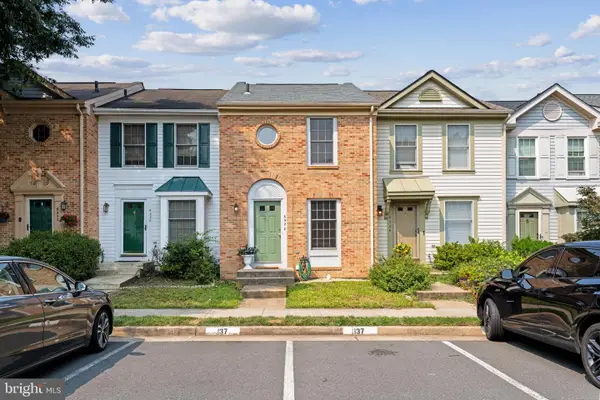 6528 Skylemar Trl, CENTREVILLE, VA 20121