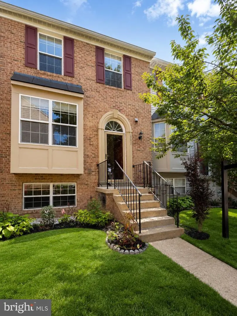 13824 Bridlington Ct, Centreville, VA 20120 - #2