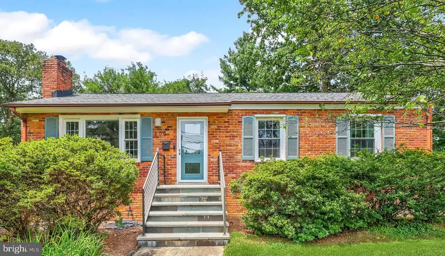 600 John Marshall Dr Nw, Vienna, VA 22180 - #3
