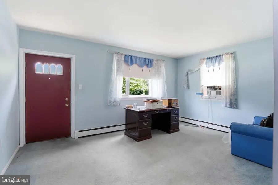 3002 Greenway Blvd, Falls Church, VA 22042 - #2